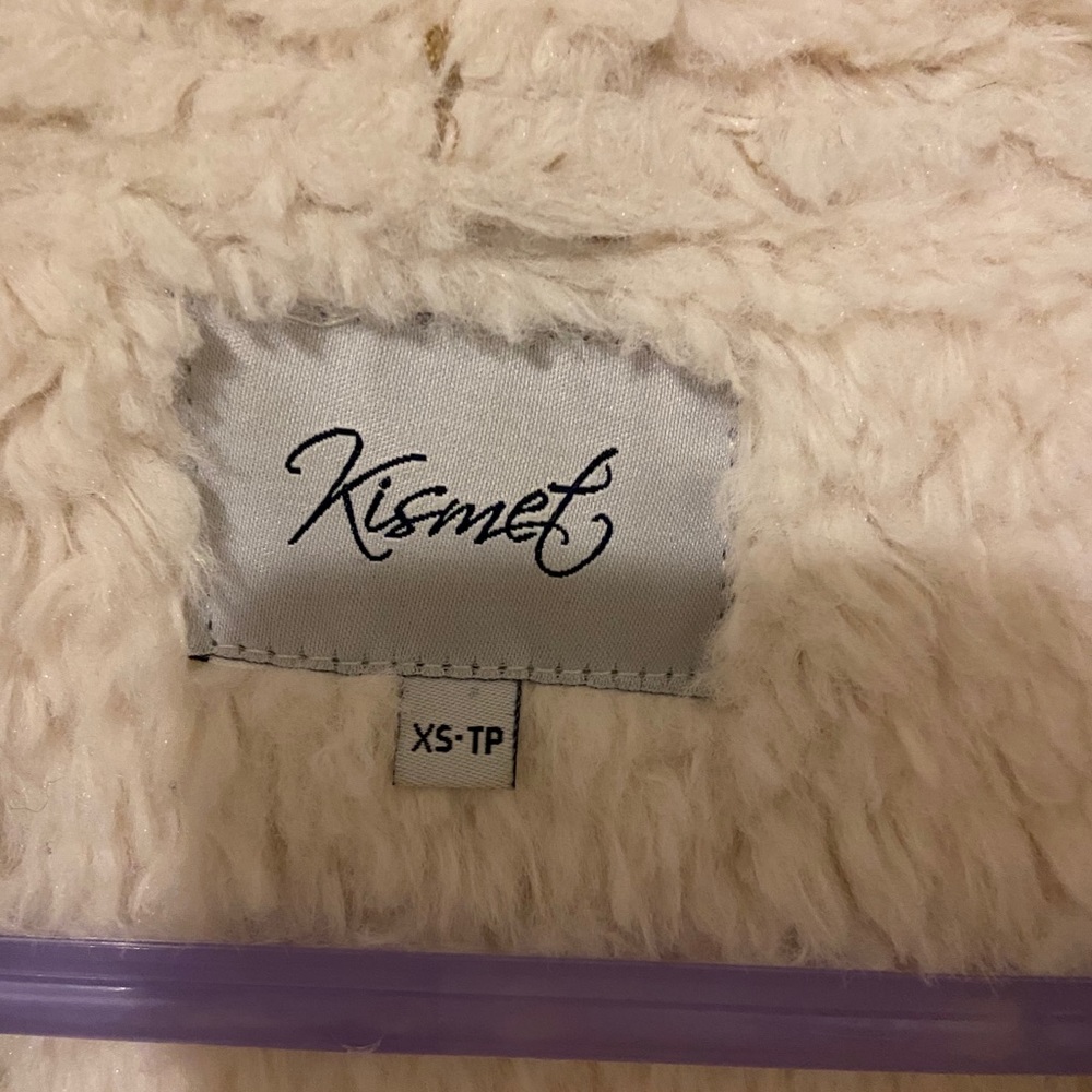 Shearling Vest - Picture 5 of 6
